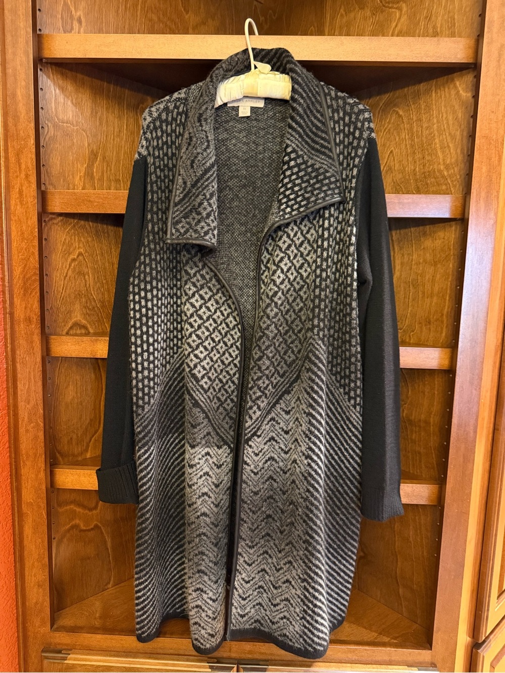 Laura Ashley 1X Long Cardigan Coatigan Black Gray Geometric Knit